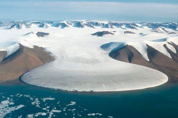Glaciar Pata de elefante Groenlandia Compromiso12Meses.jpg